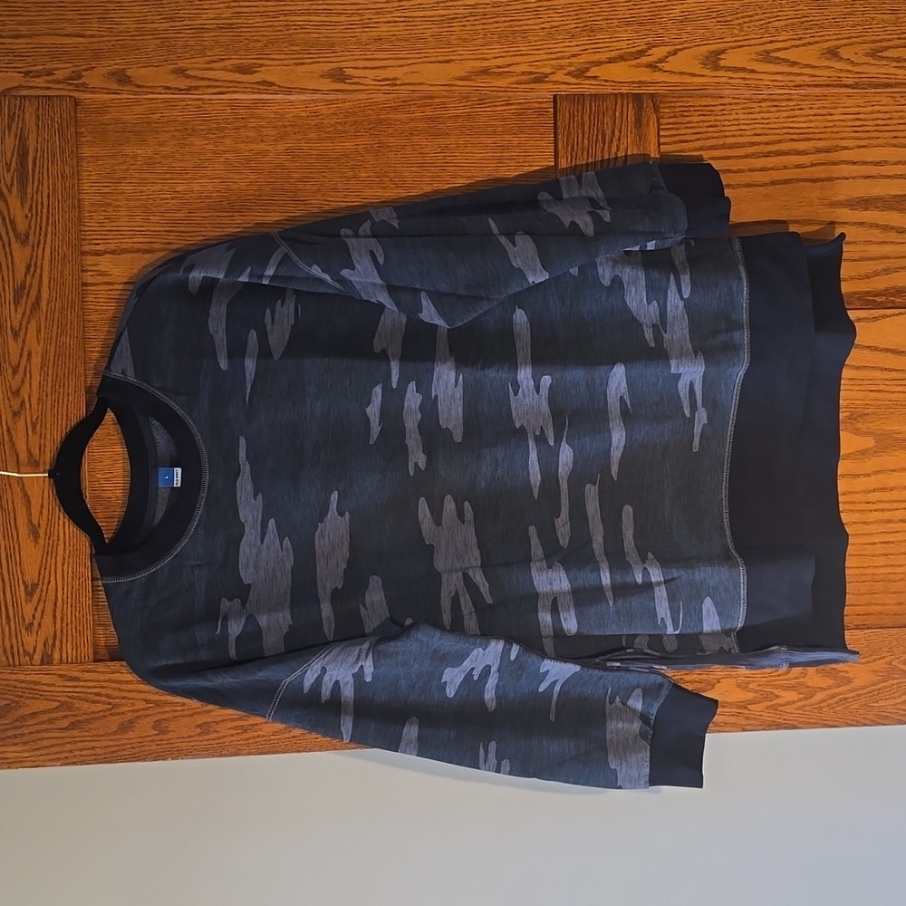 Old Navy tunic style camo lightweight sweatshirt Large